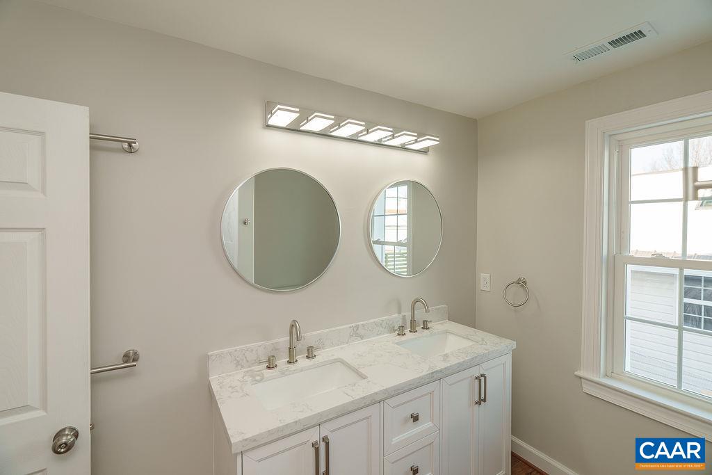 1433 Harding Avenue Waynesboro, VA 22980 - Photo 30 of 53