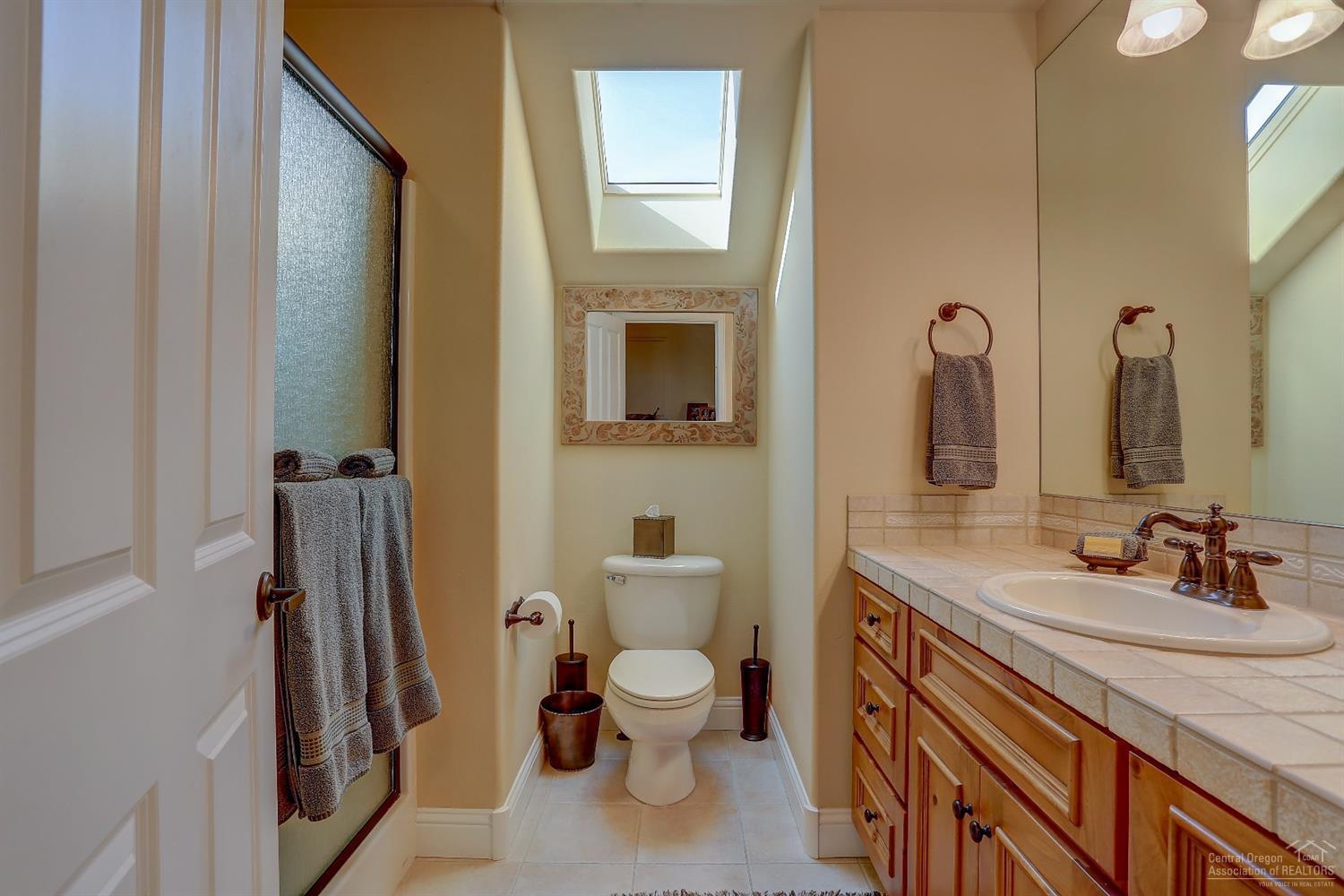 8915 Merlin Drive Redmond, OR 97756 - Photo 12 of 25 Additional Photo