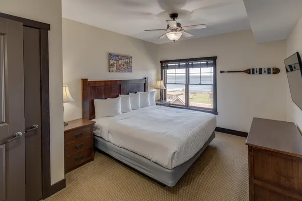 $279,900 | 500 Cleveland Boulevard West, Unit 2404, Walker, MN 56484