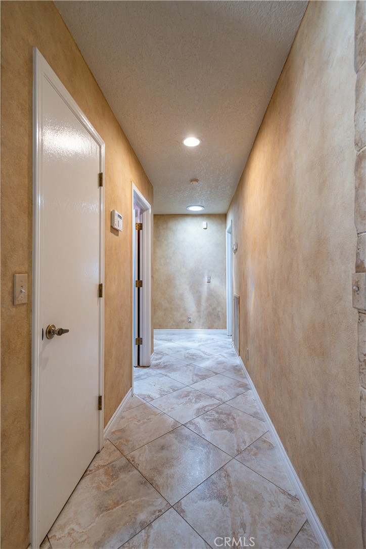 16728 Shirwaun Road Apple Valley, CA 92307 - Photo 30 of 72