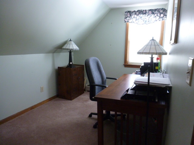41 Holmgren Road Stratham, NH 03885 - Photo 24 of 35