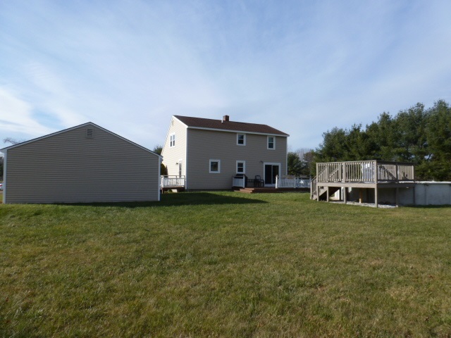 41 Holmgren Road Stratham, NH 03885 - Photo 29 of 35