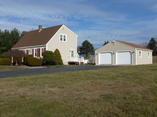 41 Holmgren Road Stratham, NH 03885 - Photo 31 of 35