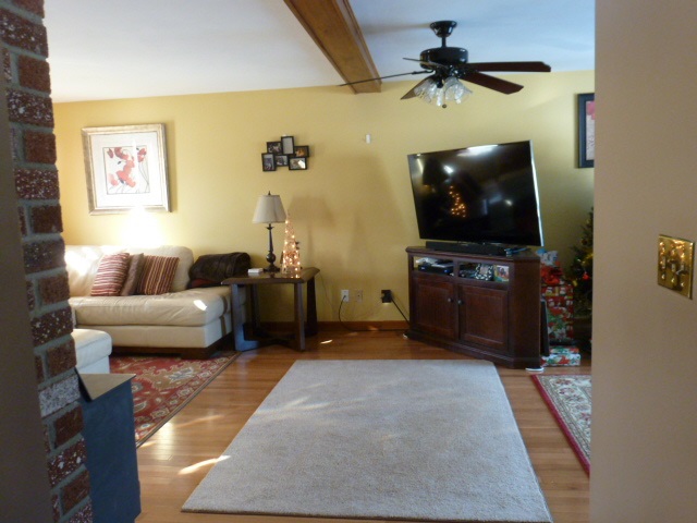 41 Holmgren Road Stratham, NH 03885 - Photo 9 of 35