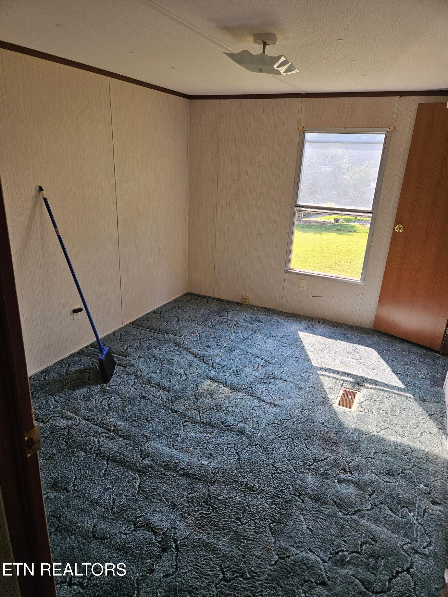 871 North Old Grey Ridge Road Friendsville, TN 37737 - Photo 18 of 19 871 N Old Grey Ridge After21