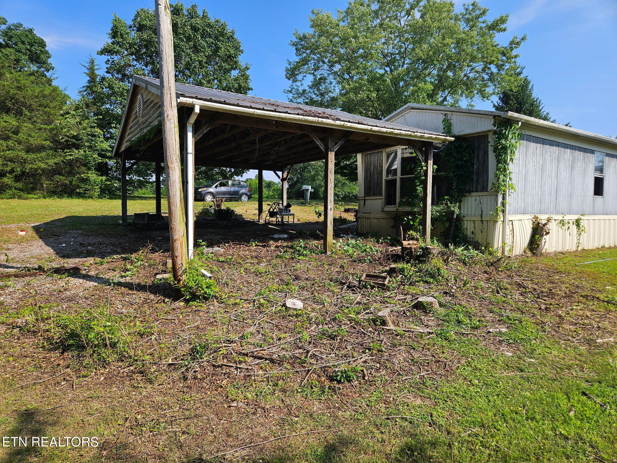 871 North Old Grey Ridge Road Friendsville, TN 37737 - Photo 2 of 19 871 N Old Grey Ridge After14