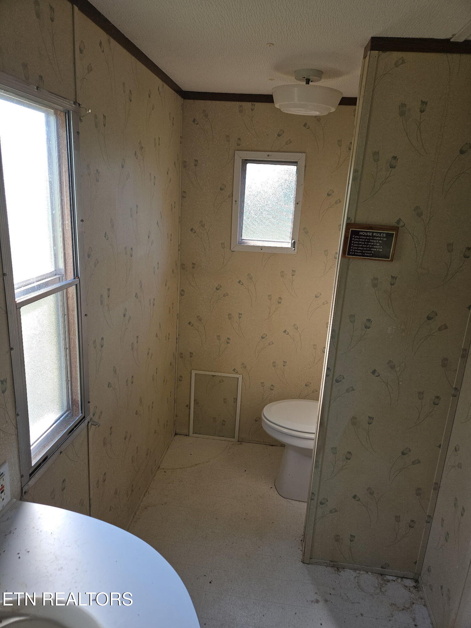 871 North Old Grey Ridge Road Friendsville, TN 37737 - Photo 10 of 19 871 N Old Grey Ridge After5