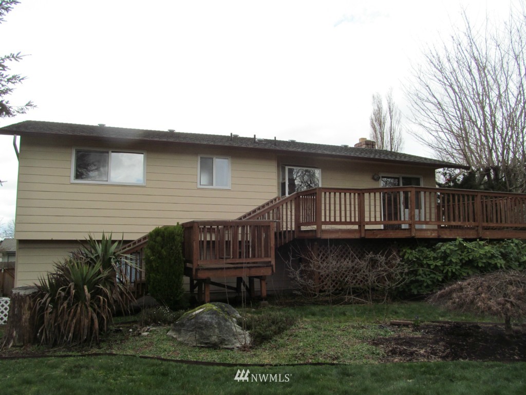 911 South 28th Court Renton, WA 98055 - Photo 7 of 8 Gallery Image 7