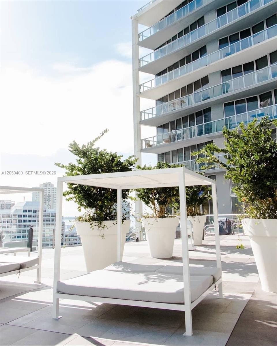 475 Brickell Avenue, Unit 1012 Miami, FL 33131 - Photo 16 of 34