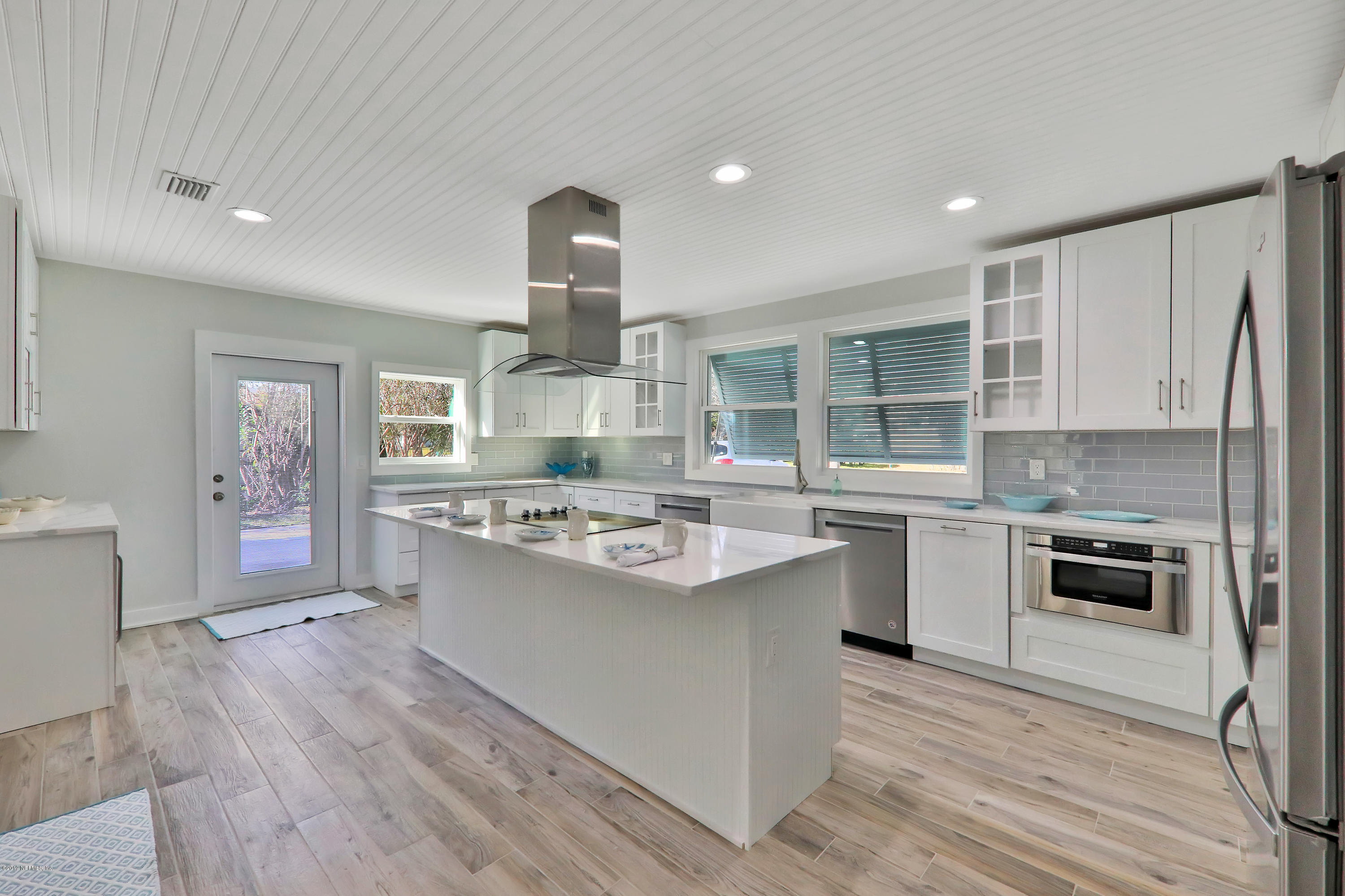 601 Valley Forge Road North Neptune Beach, FL 32266 - Photo 11 of 53 0S9A7973