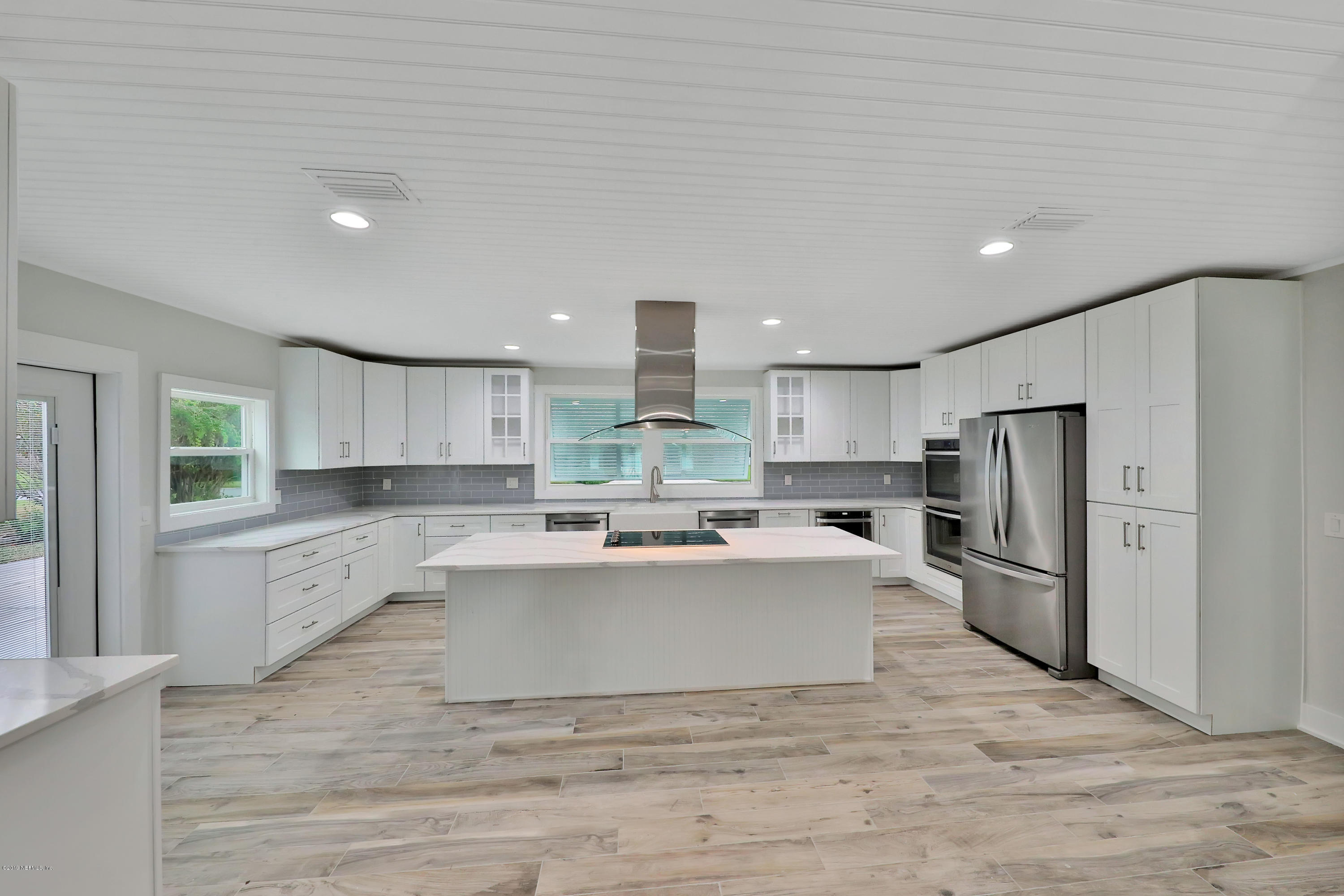 601 Valley Forge Road North Neptune Beach, FL 32266 - Photo 14 of 53 1R4A0528