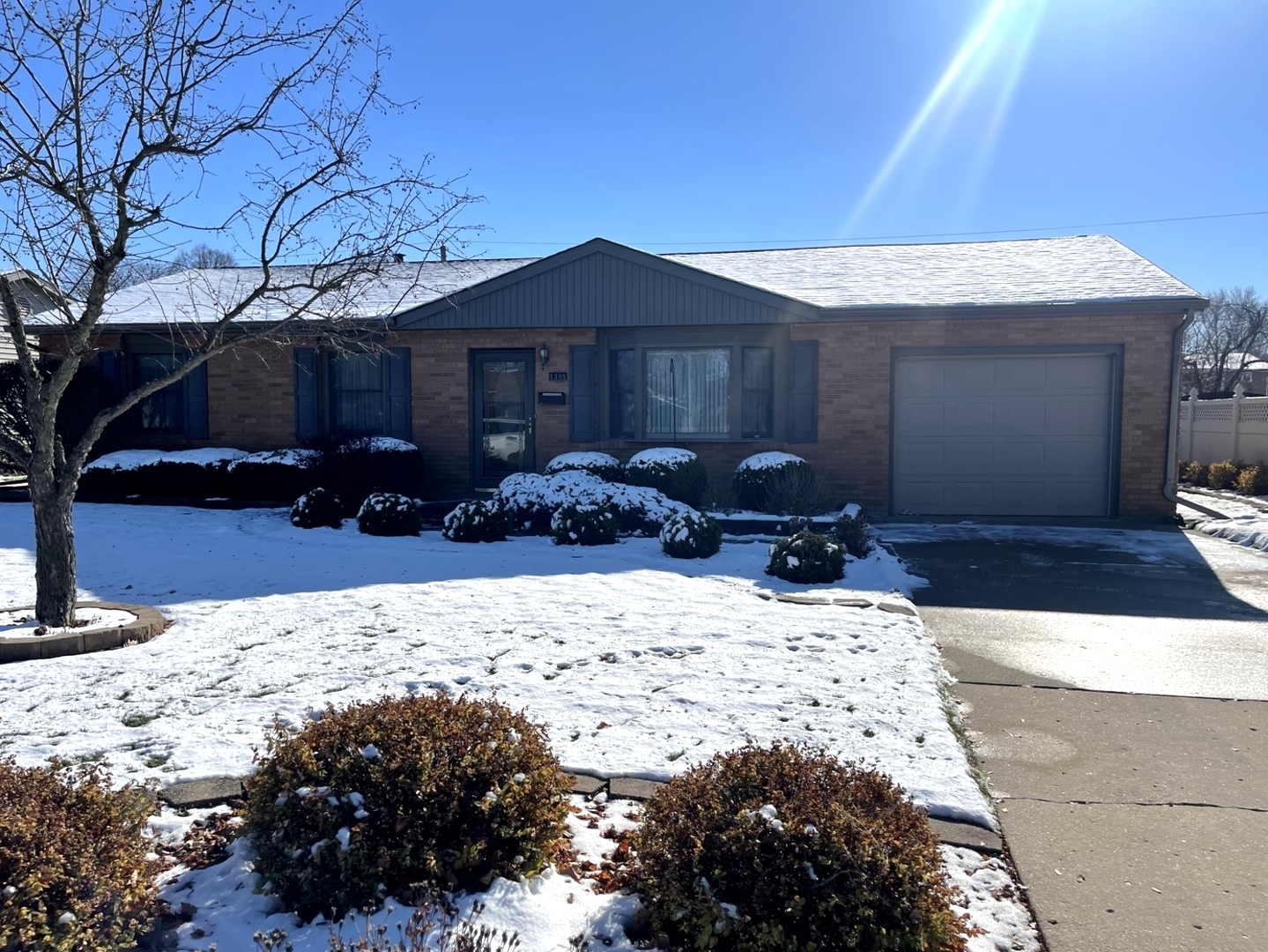 a view of outdoor space yard and patio