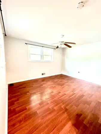 $2,600 | 3535 Duke Street, College Park, MD 20740
