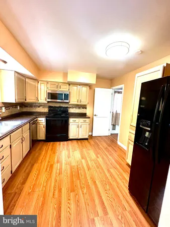 $2,600 | 3535 Duke Street, College Park, MD 20740