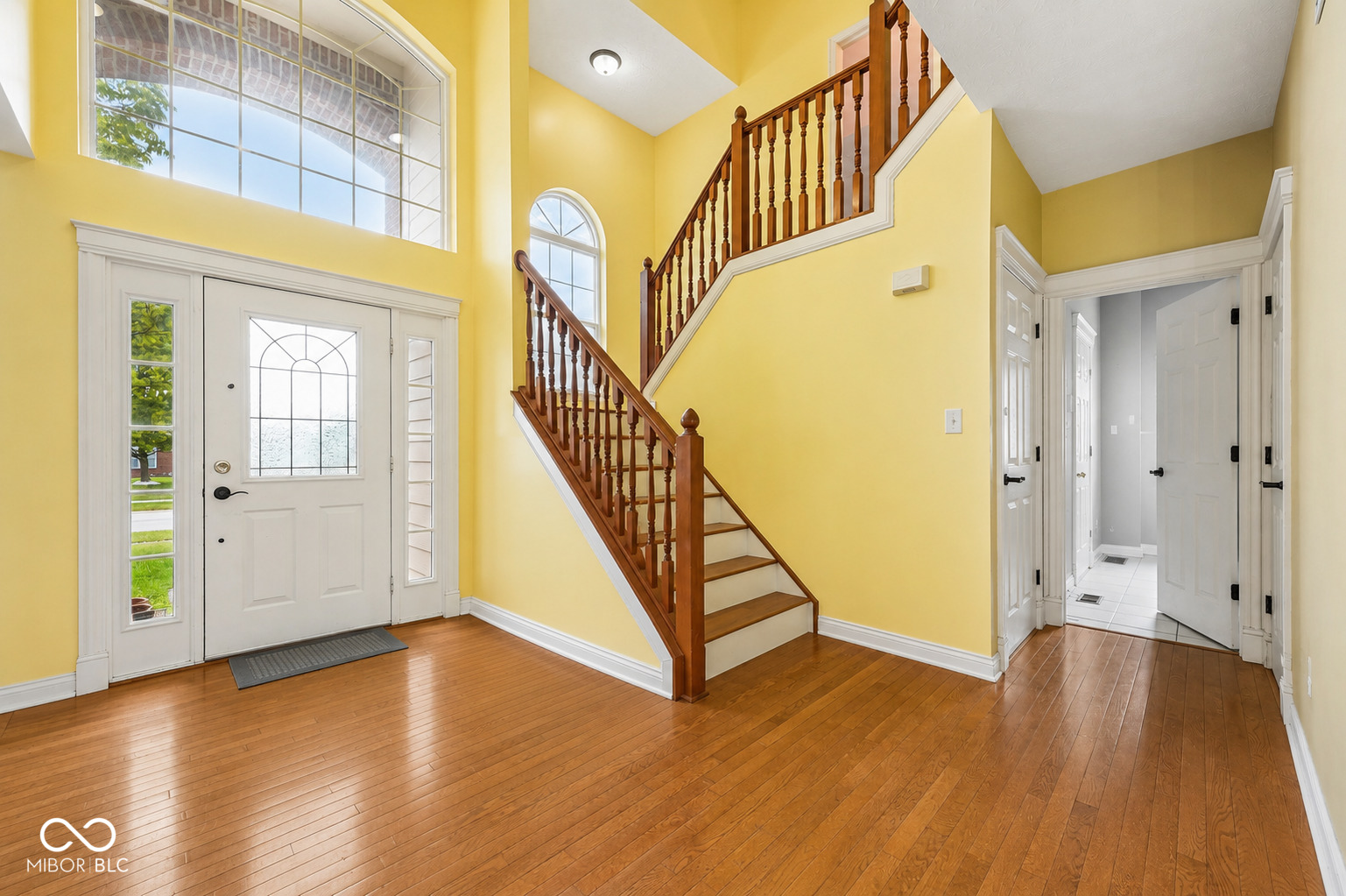 511 Georgetown Road Greenwood, IN 46142 - Photo 4 of 42