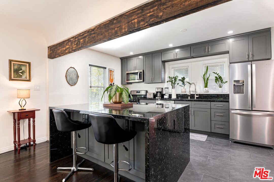 1621 Campus Road Los Angeles, CA 90041 - Photo 15 of 75