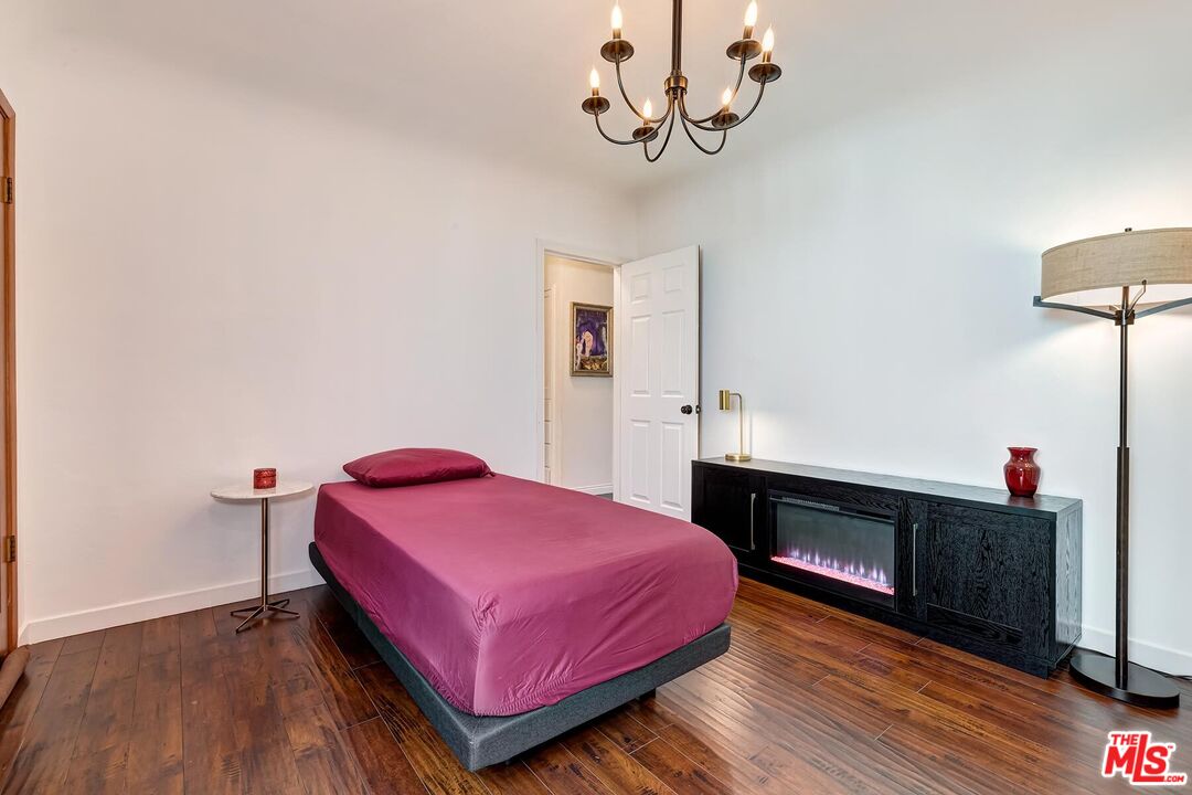 1621 Campus Road Los Angeles, CA 90041 - Photo 24 of 75