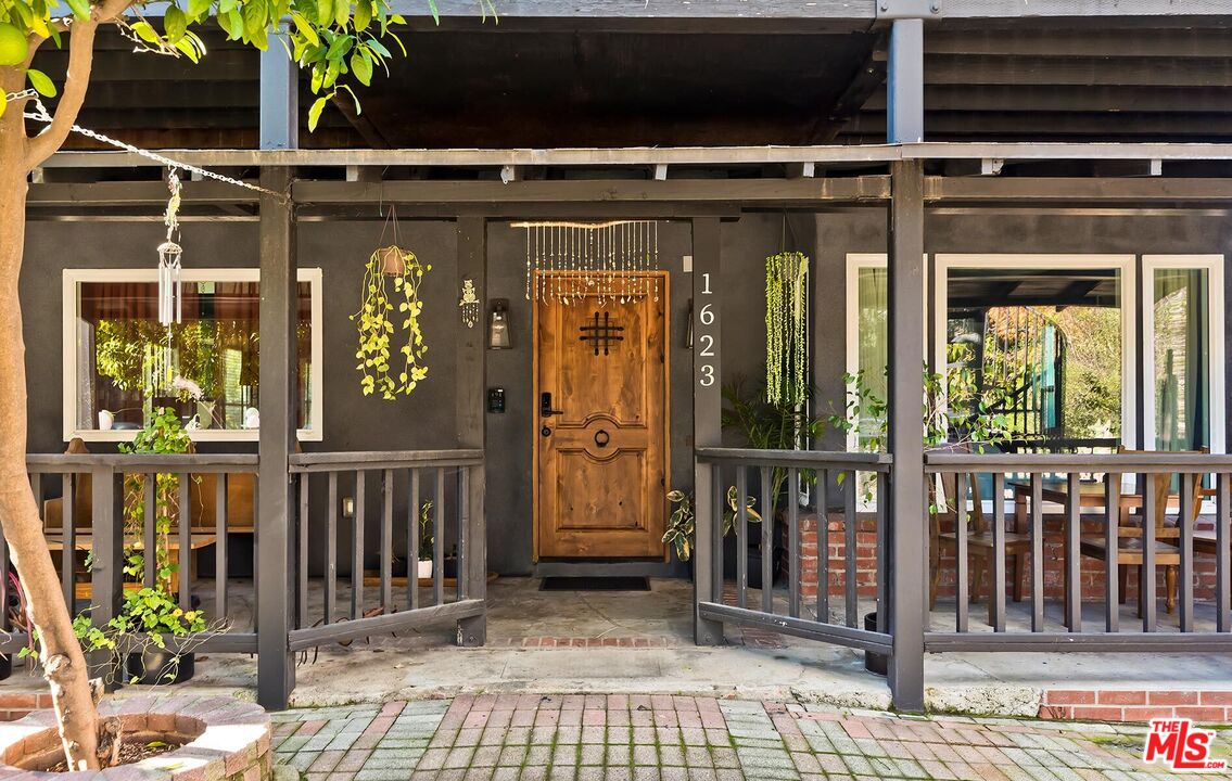 1621 Campus Road Los Angeles, CA 90041 - Photo 3 of 75