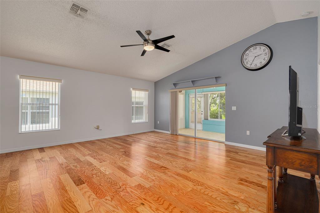 11078 Heathrow Avenue Spring Hill, FL 34609 - Photo 4 of 43