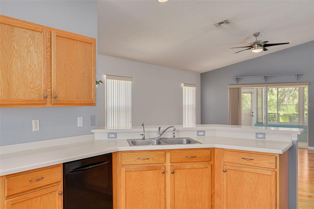 11078 Heathrow Avenue Spring Hill, FL 34609 - Photo 9 of 43