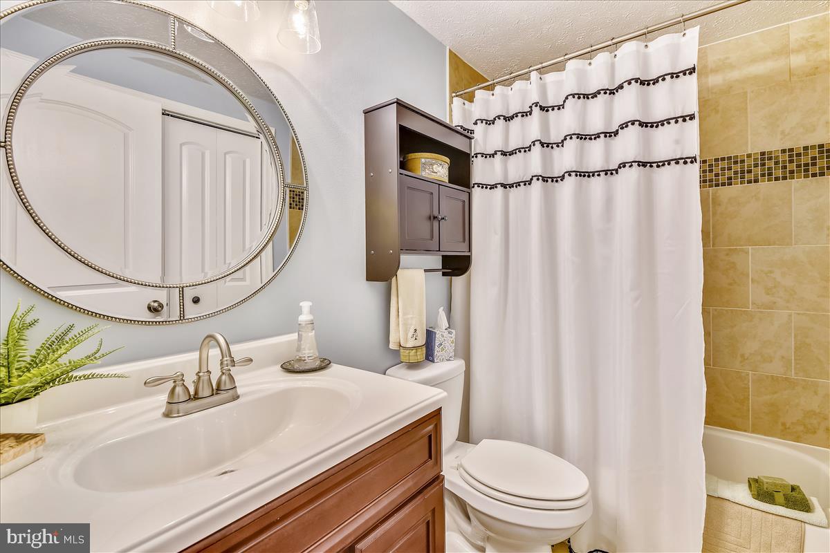 8150 Silo Road Severn, MD 21144 - Photo 21 of 40 Family Bath