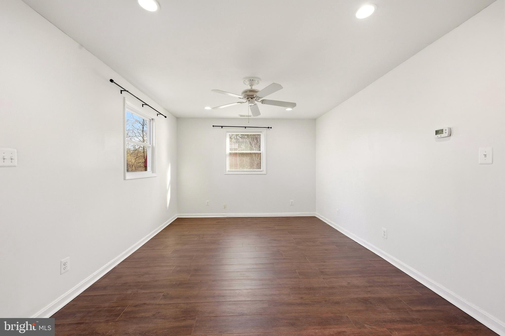 149 Red Squirrel Road Harpers Ferry, WV 25425 - Photo 9 of 32