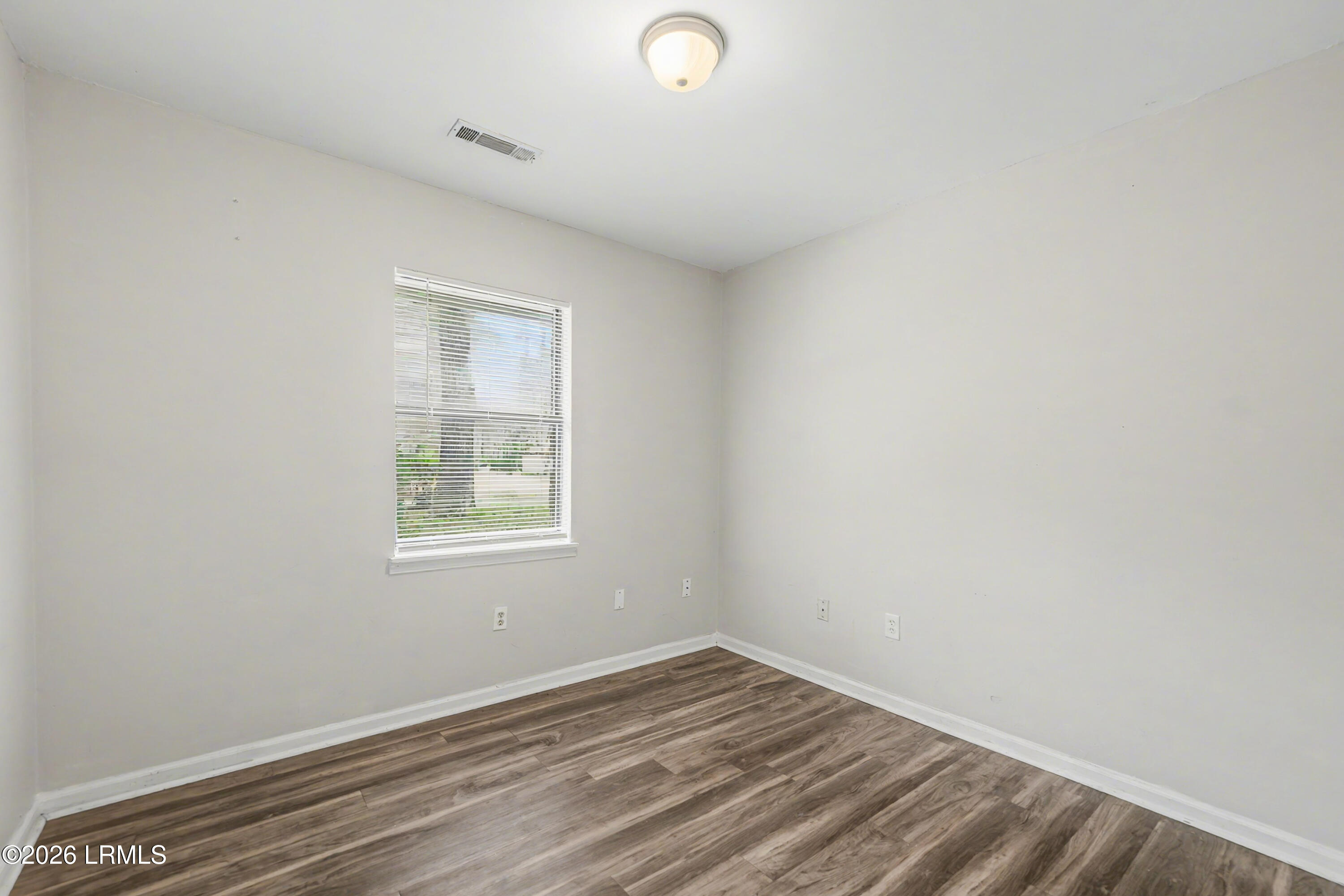 42 Roseida Road Beaufort, SC 29906 - Photo 9 of 17 DSC01246-35-1.jpg-FULL