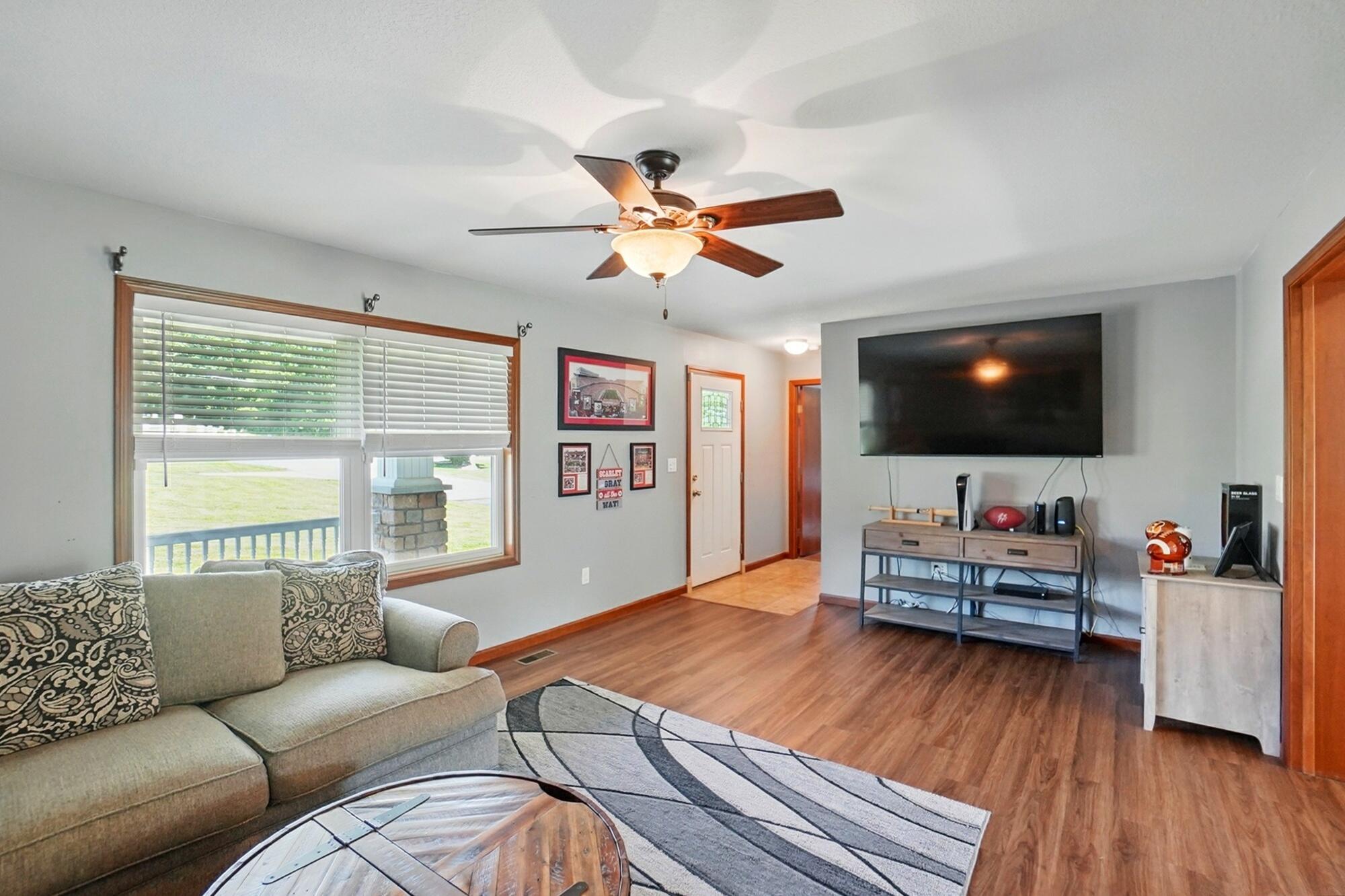 712 Vale Road Springfield, OH 45504 - Photo 9 of 36