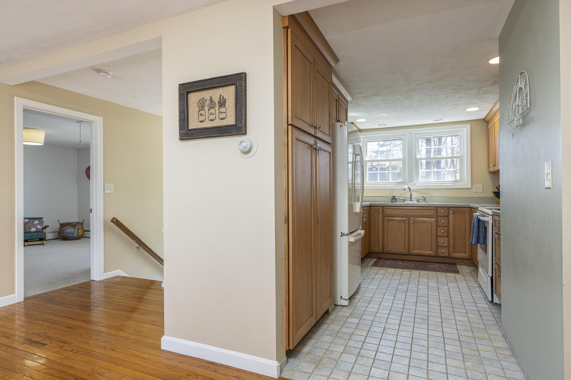 189 Sandy Hill Road South Portland, ME 04106 - Photo 6 of 29 Kitchen-1st Floor