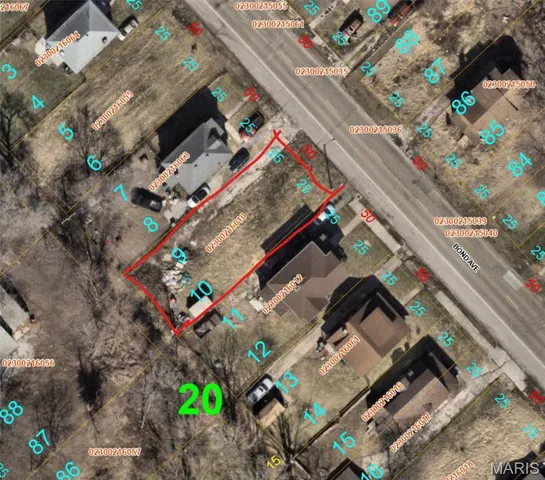 $3,500 | 3325 Bond Avenue, East St. Louis, IL 62207