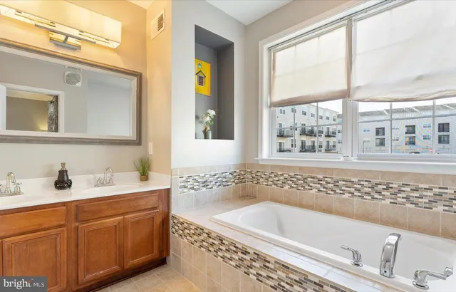 $2,775 | 22705 Settlers Trail Terrace, Brambleton, VA 20148