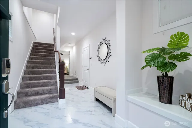 a view of entryway and hall