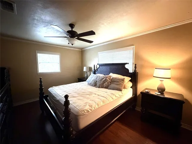 $1,500 | 127 Parkview Street, Luling, TX 78648