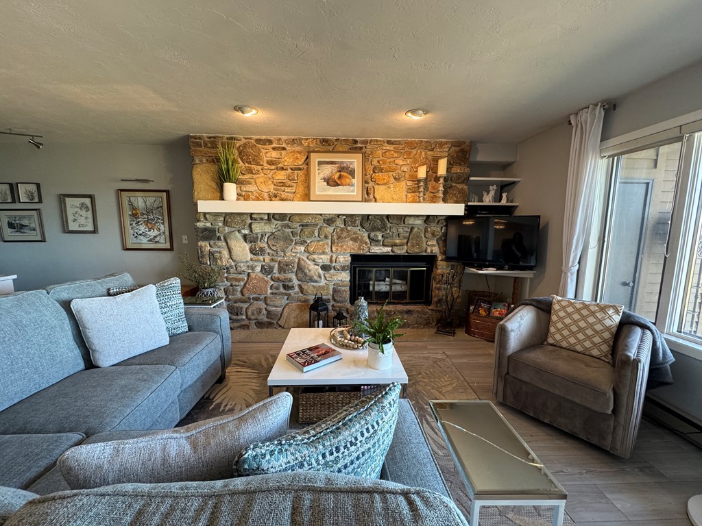 4764 Fox Point Road, Unit 313 Egg Harbor, WI 54209 - Photo 12 of 14 Gallery Image 12