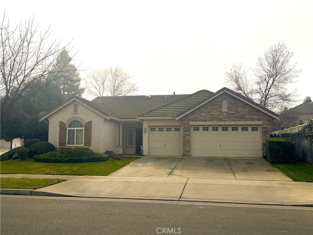 3533 San Isidro Avenue Merced, CA 95348 - Photo 2 of 3 a view of a house with a yard