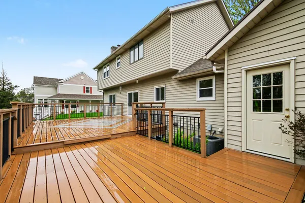 $549,900 | 1330 Meadowgreen Court Southeast, Caledonia, MI 49316