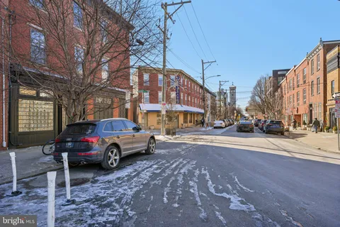 a car parked in front of a building
