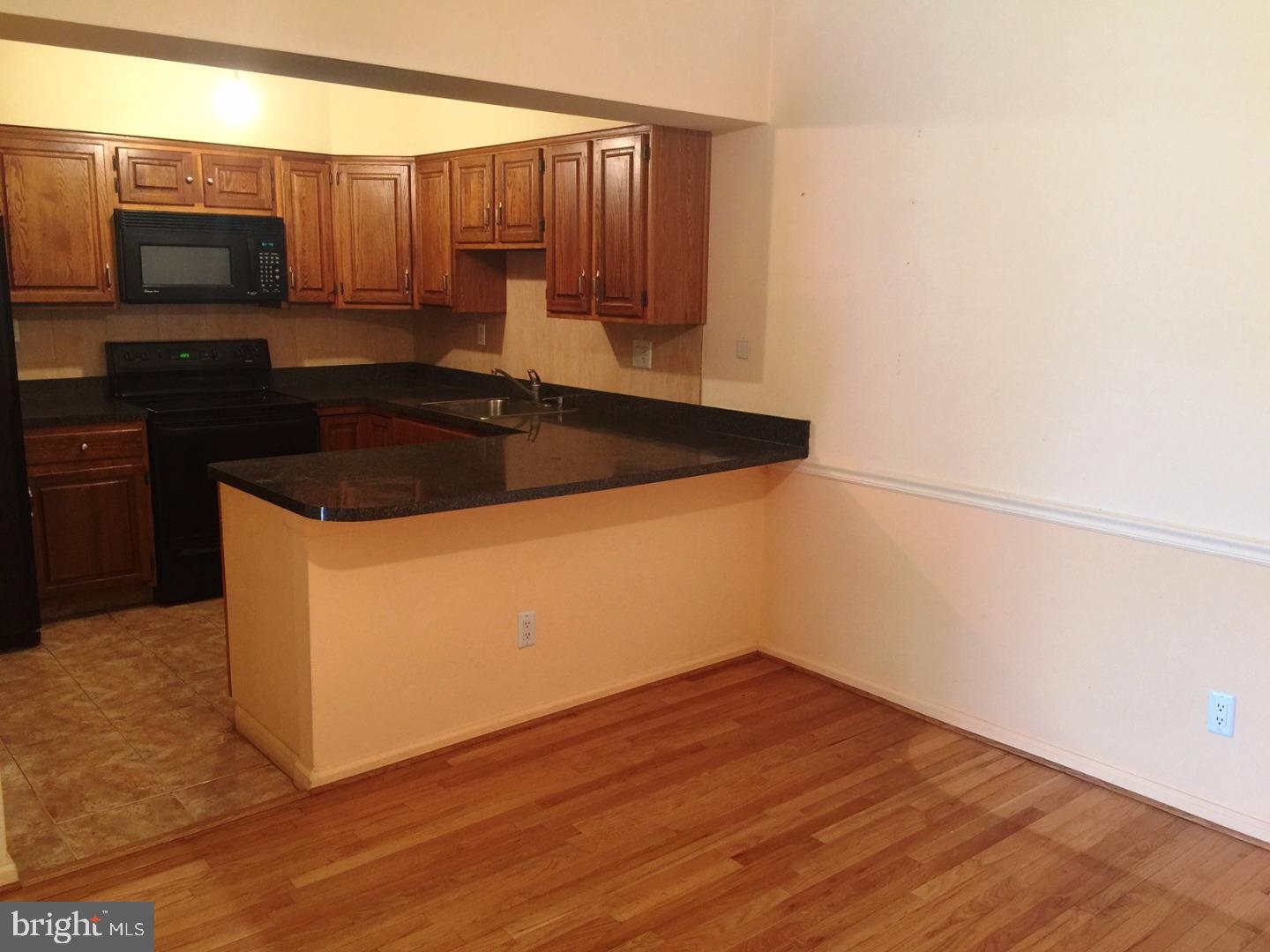 273 East Village Road Holland, PA 18966 - Photo 11 of 23