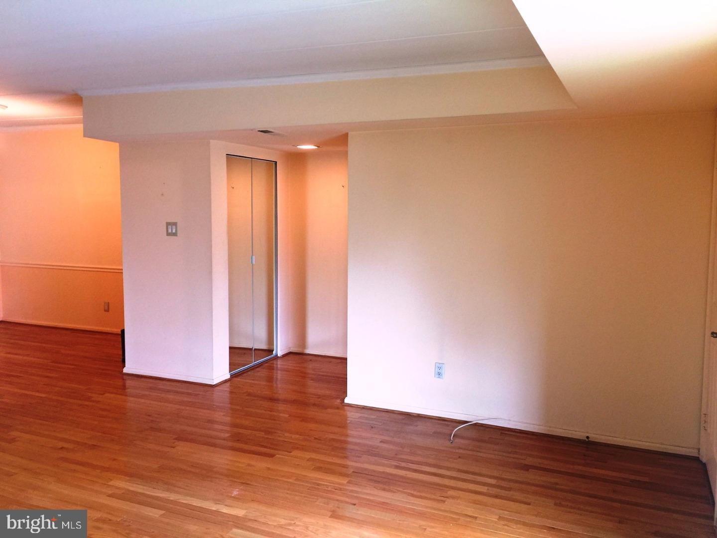 273 East Village Road Holland, PA 18966 - Photo 8 of 23