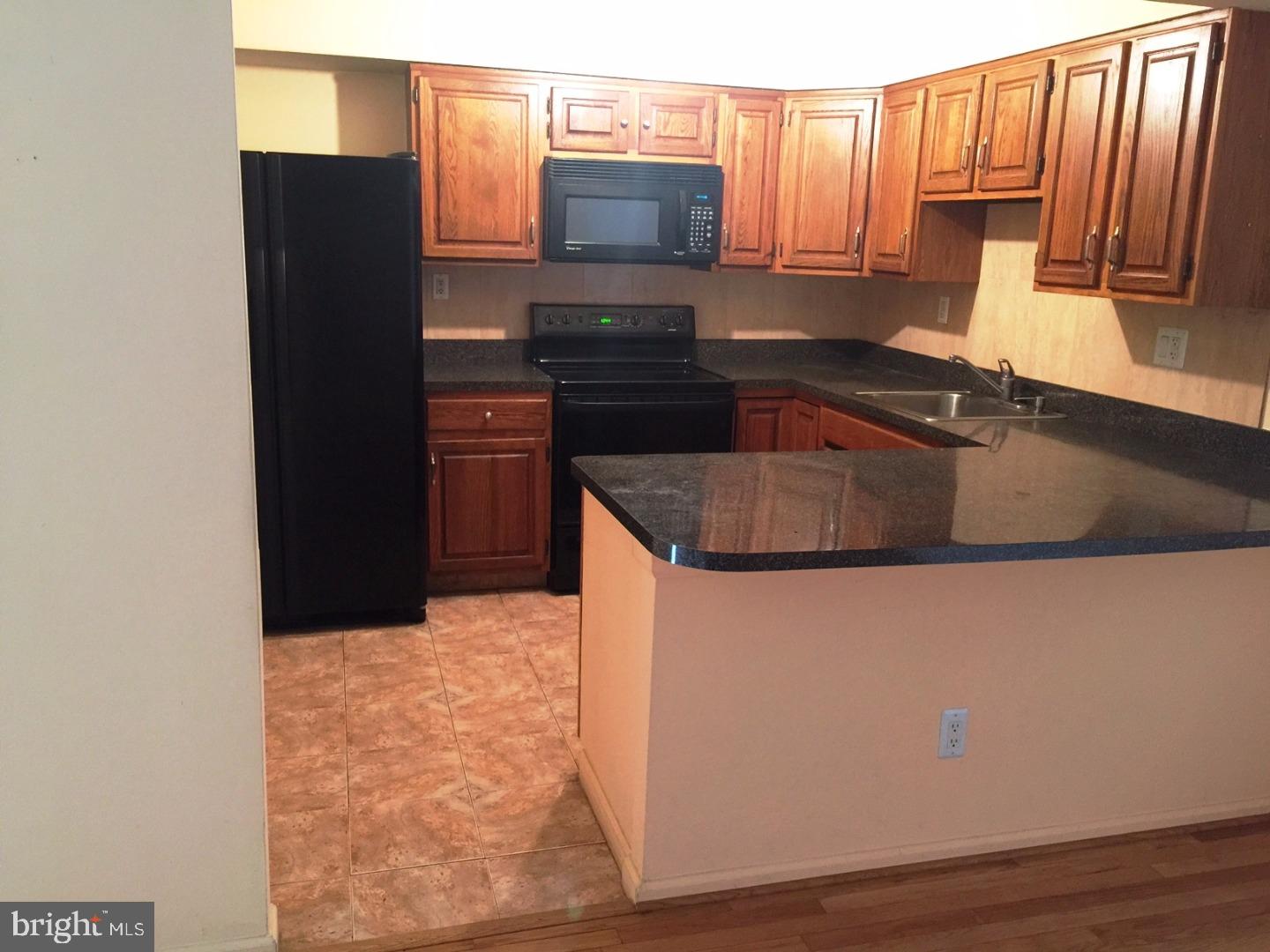 273 East Village Road Holland, PA 18966 - Photo 10 of 23