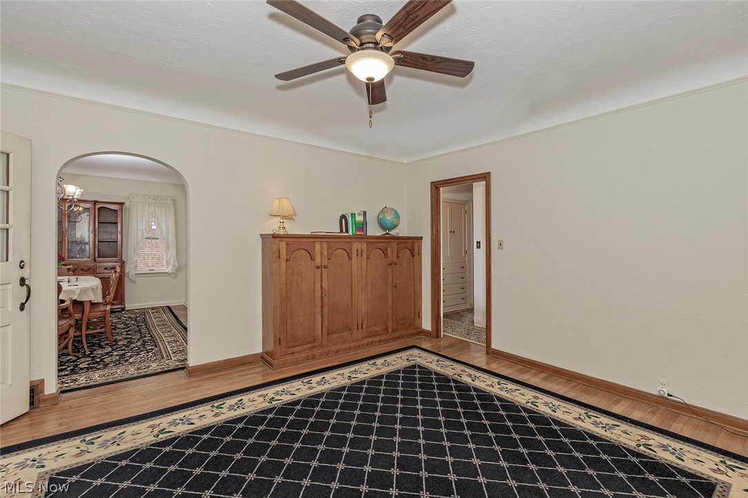 4017 Bluestone Road Cleveland Heights, OH 44121 - Photo 12 of 30 Gallery Image 12