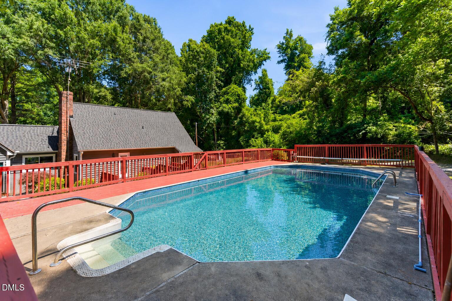 3962 Kimesville Road Burlington, NC 27215 - Photo 5 of 30