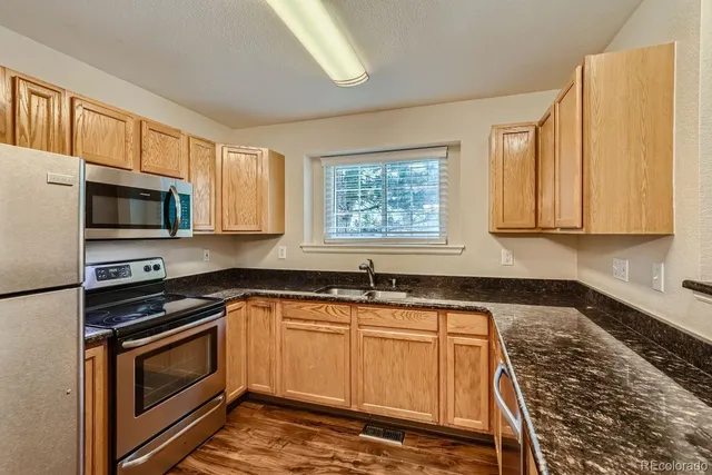 $333,000 | 1117 South Ventura Circle, Unit E, Aurora, CO 80017