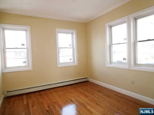 $2,800 | 1576 Anderson Avenue, Unit 2, Fort Lee, NJ 07024