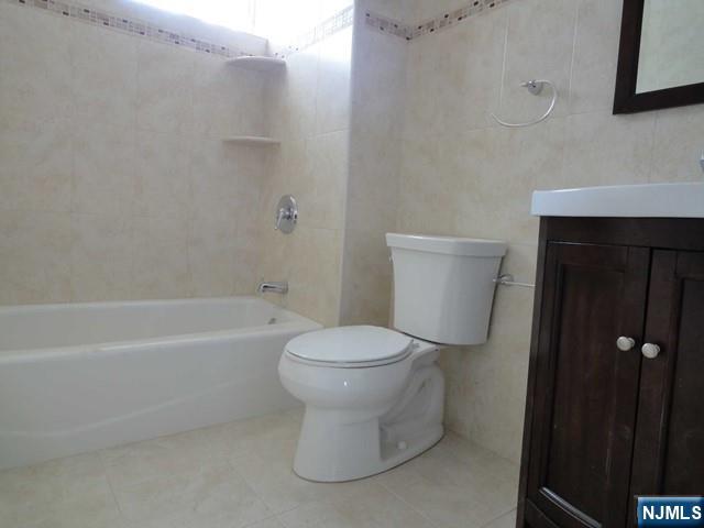 1576 Anderson Avenue, Unit 2 Fort Lee, NJ 07024 - Photo 9 of 10