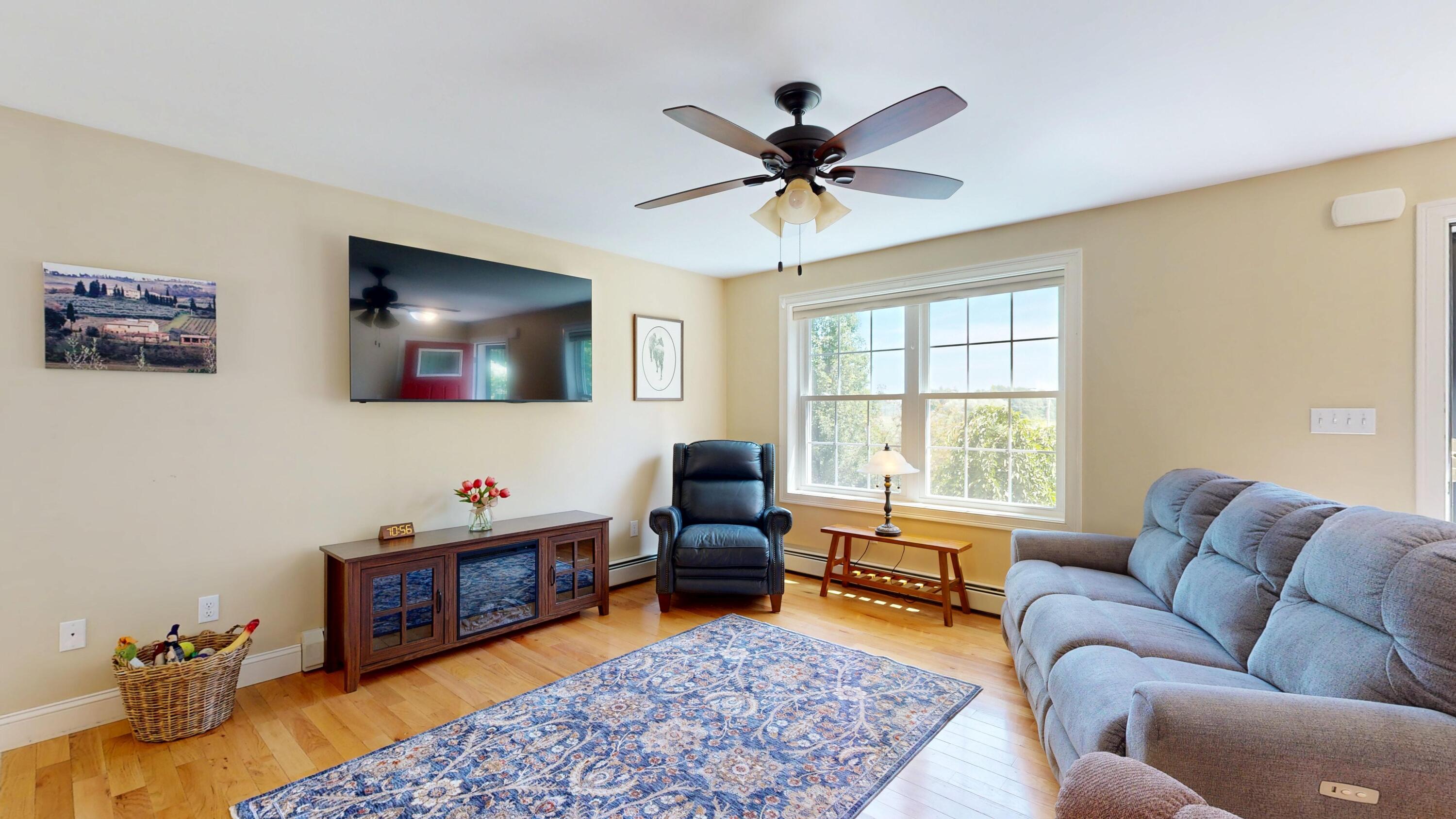 387 Mosher Road Gorham, ME 04038 - Photo 19 of 47 Living Room