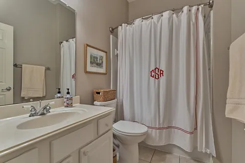 $375,000 | 59 West Bellmeade Place, The Woodlands, TX 77382