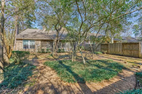 $375,000 | 59 West Bellmeade Place, The Woodlands, TX 77382