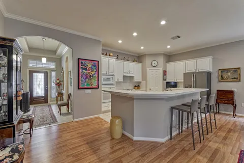 $375,000 | 59 West Bellmeade Place, The Woodlands, TX 77382