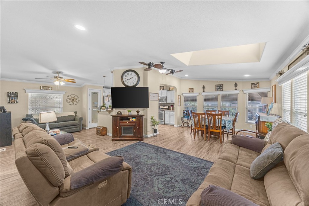 10210 Base Line Road, Unit 104 Rancho Cucamonga, CA 91701 - Photo 7 of 39